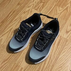 *NEW Tennis Shoes Athletic Work odor Control Multicolored Blue , size 8